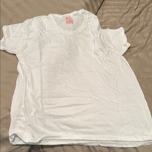 Hanes Most comfortable Men’s Vneck SS White T-Shirt-LG (5pk) New (no pkg)